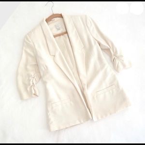 Lauren Conrad cream blazer